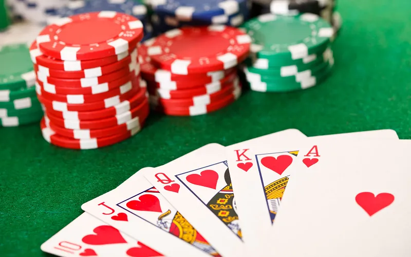 Cách Chơi Bài Poker: Hướng Dẫn Chi Tiết và Chiến Lược Thắng